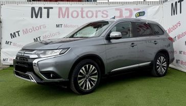 מיצובישי אאוטלנדר