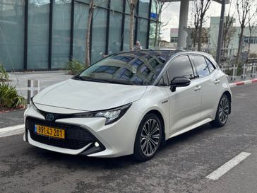 טויוטה קורולה