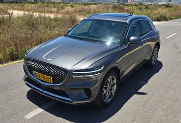 ג'נסיס GV70