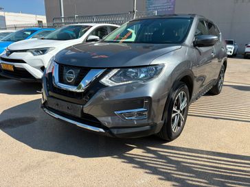 ניסאן X TRAIL