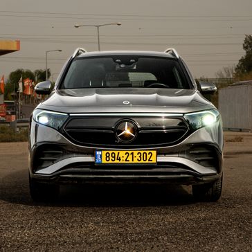 מרצדס EQB300 4MATIC