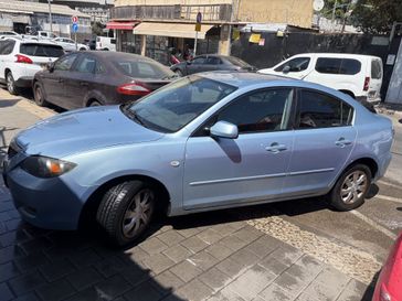 מזדה 3