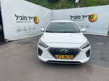 יונדאי איוניק