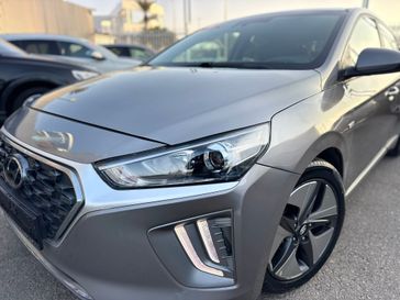 יונדאי איוניק