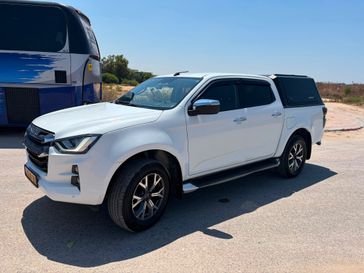 איסוזו D-Max