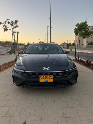 יונדאי אלנטרה