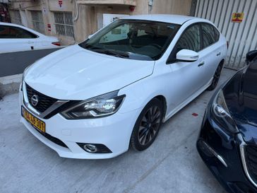 ניסאן סנטרה