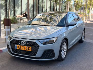 אאודי A1