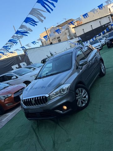סוזוקי SX4 CROSSOVER