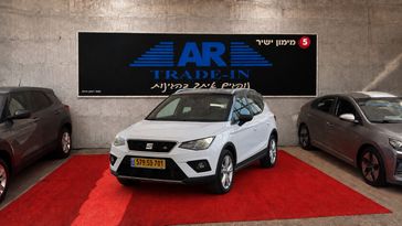 סיאט ארונה