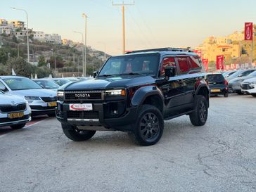 טויוטה לנד קרוזר