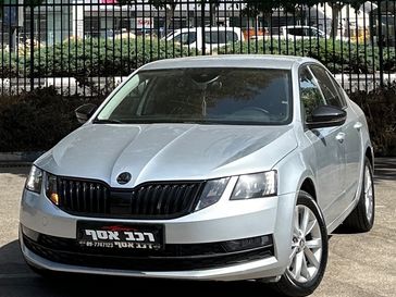 סקודה אוקטביה