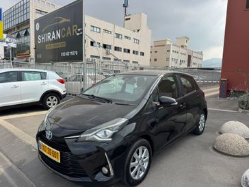 טויוטה יאריס