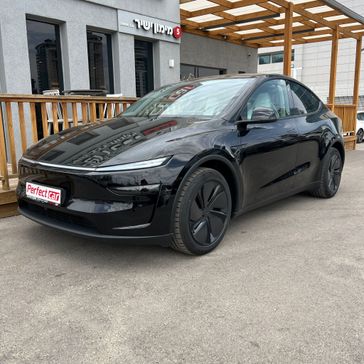 טסלה MODEL Y