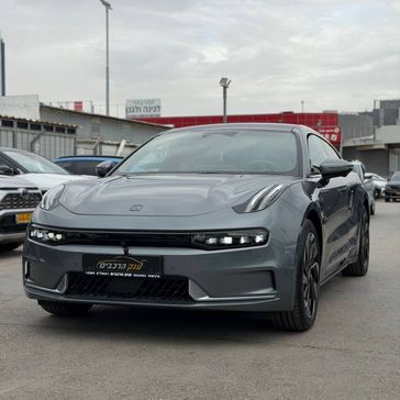 זיקאר ZEEKR 001