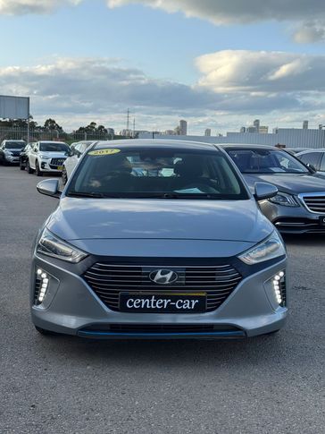 יונדאי איוניק