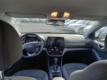 יונדאי איוניק