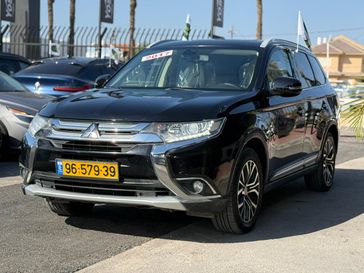 מיצובישי אאוטלנדר