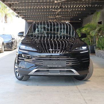 בי ווי די SEAL U