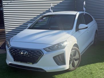 יונדאי איוניק