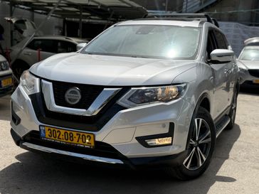 ניסאן X TRAIL