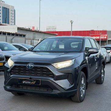 טויוטה RAV4