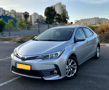 טויוטה קורולה