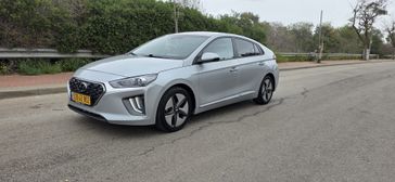 יונדאי איוניק