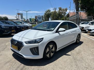 יונדאי איוניק