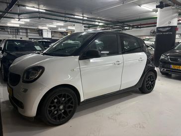 סמארט FORFOUR