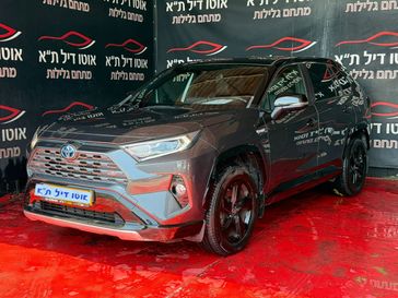 טויוטה RAV4