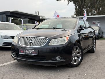 ביואיק לקרוס