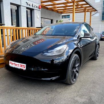 טסלה MODEL Y
