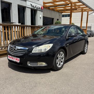 אופל אינסיגניה