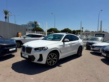 ב מ וו X4