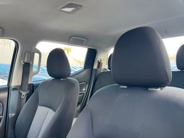 מיצובישי L-200