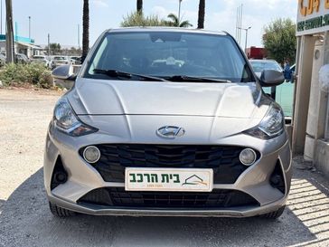 יונדאי I10
