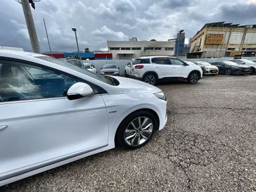 יונדאי איוניק