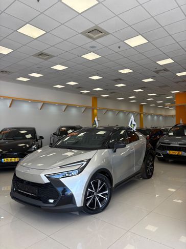 טויוטה C-HR