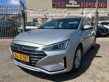 יונדאי אלנטרה