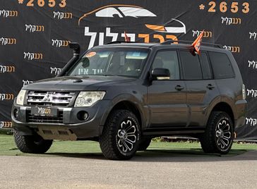 מיצובישי פאג'רו