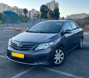 טויוטה קורולה