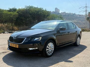 סקודה אוקטביה