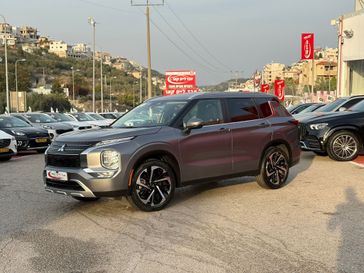 מיצובישי אאוטלנדר