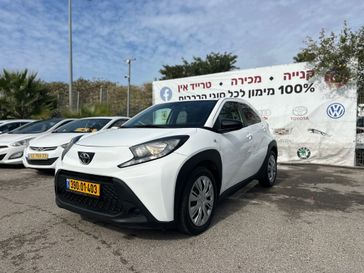 טויוטה אייגו