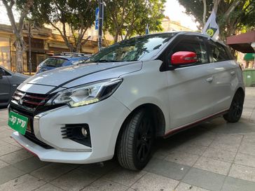 מיצובישי ספייס סטאר