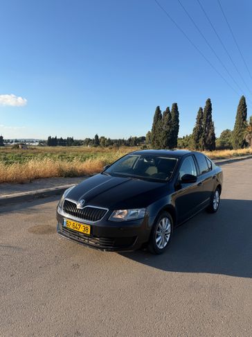 סקודה אוקטביה