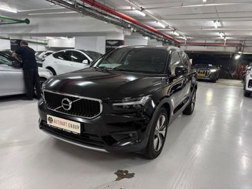 וולבו XC40