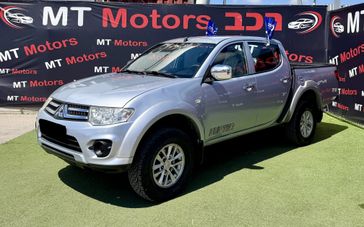 מיצובישי L-200