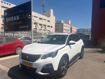 פיג'ו 3008